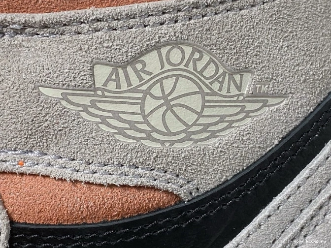 555088-018 High 1 Jordan Air Neutral Retro Grey OG 0806